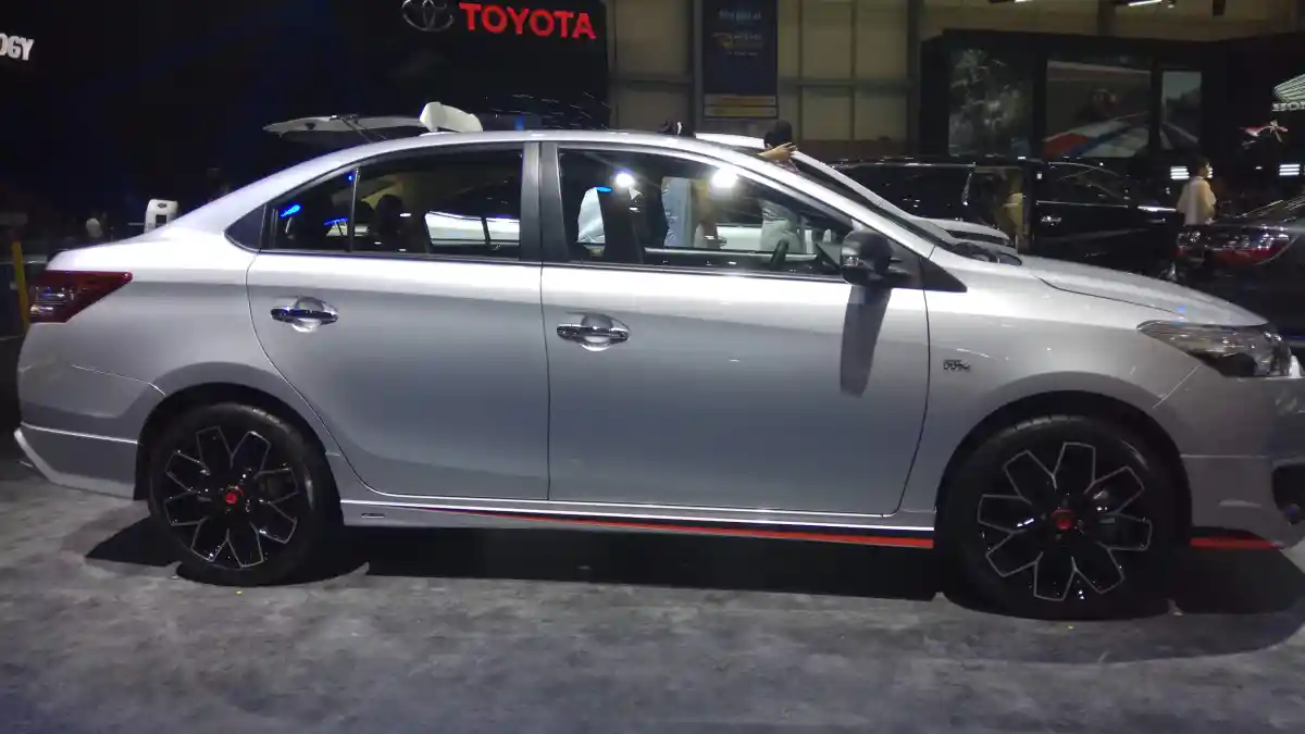 Foto - Tim Balap Toyota Indonesia Ingatkan Kelemahan Produk 