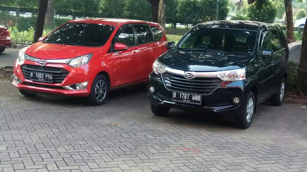 Foto - Mobil Pribadi Jadi Taksi Online? Siap-siap Asuransi Gugur