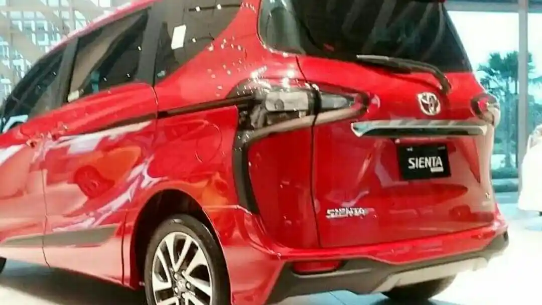 Foto - Inilah Bocoran Harga Toyota Sienta Facelift 2017