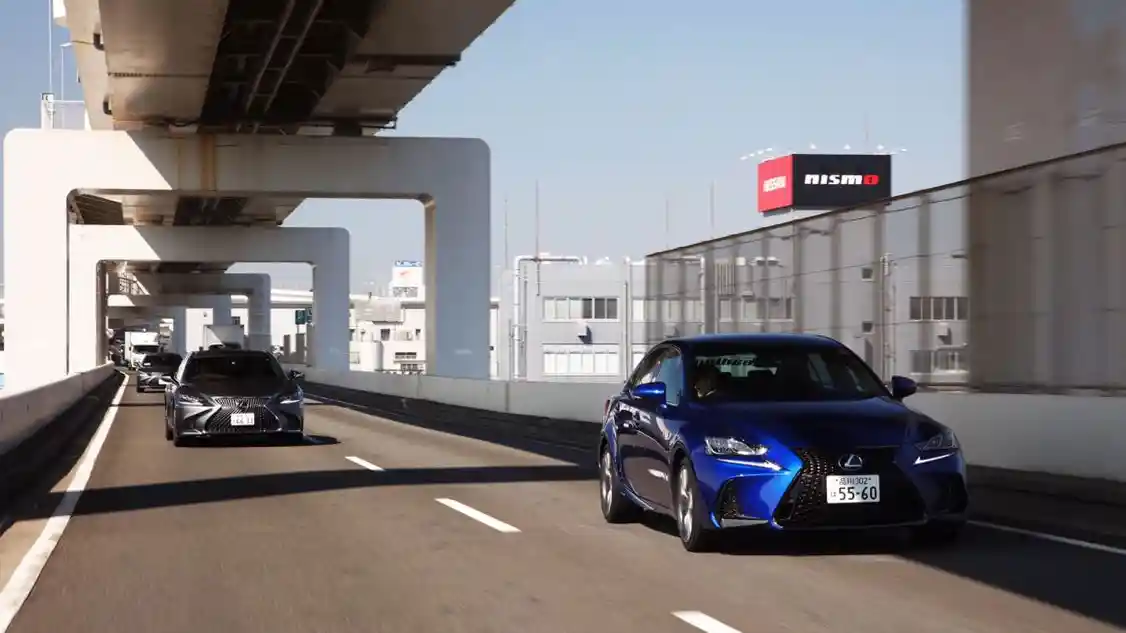 Berita - Mengenal Fitur 'Semi Autonomous' Milik Lexus 500h di Jepang