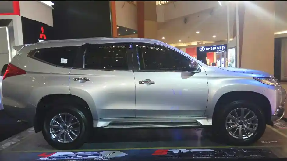 Foto - Mitsubishi Pajero Sport dan Triton Akan Dapat Varian Baru di 2018