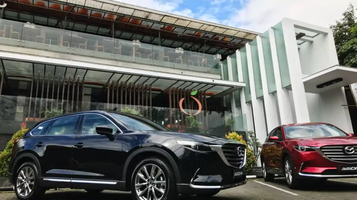 Foto - Mazda CX-9 Tak Punya Pesaing di Indonesia?