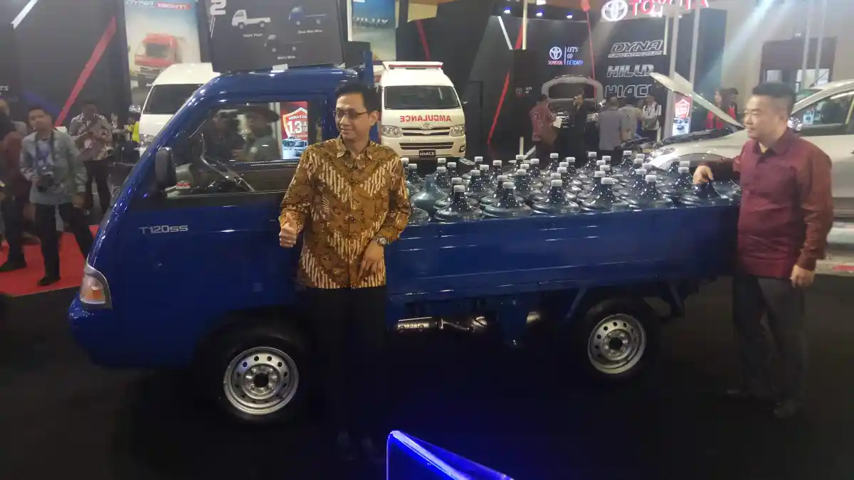 Foto - Deretan Mobil Niaga Ringan yang Tampil di GIICOMVEC 2018