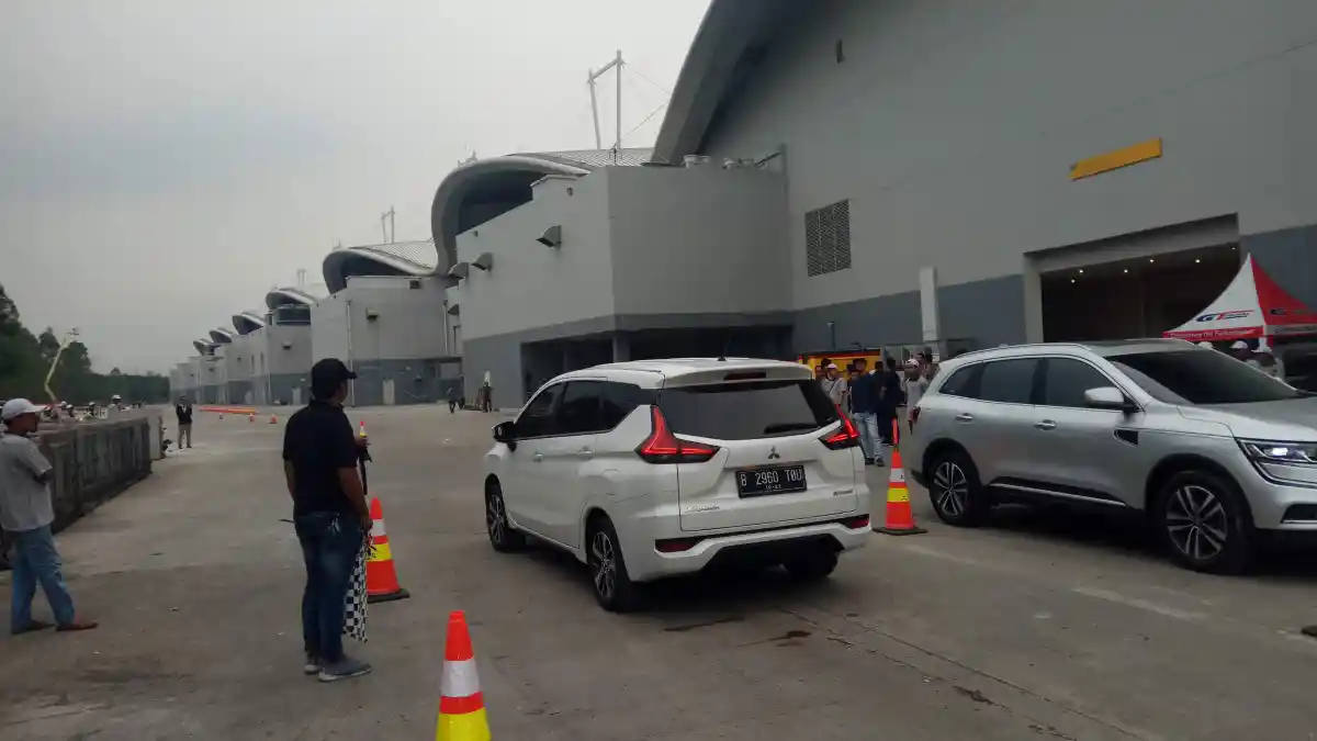 Berita - Menuju GIIAS 2018, Program Safety Driving Sukses Digelar 