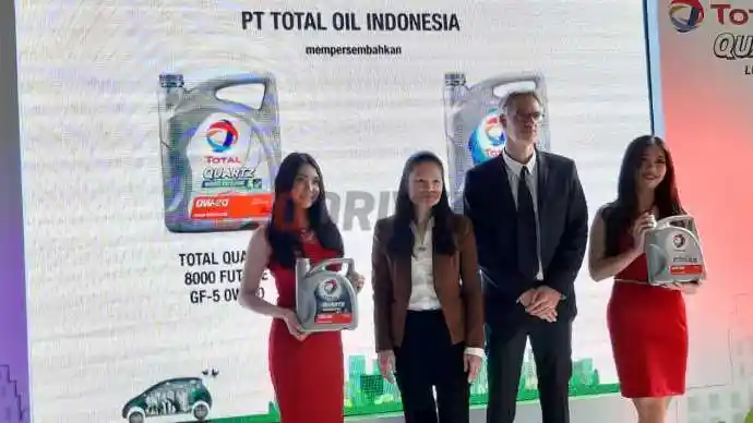 Foto - Total Kini Jual 2 Oli Baru Untuk LCGC 