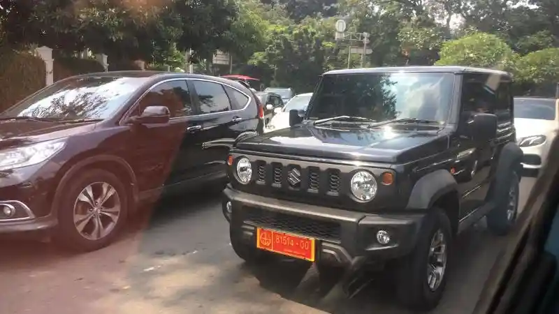Berita - All New Jimny Sudah Berkeliaran di Jalanan Ibu Kota