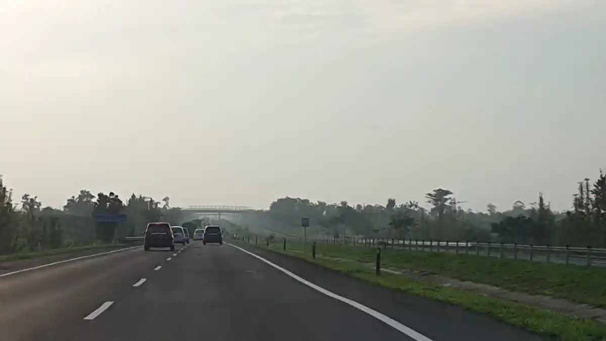 Berita - Makin Banyak Bus Ugal-Ugalan, Bismania Community Dukung Speed Reduction Di Tol