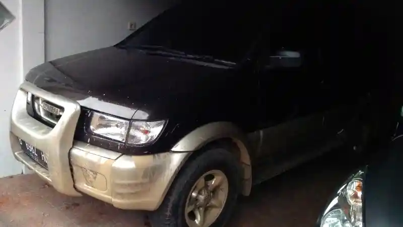 Berita - Punya Kenangan Bersama Isuzu Panther? Tengok Sejarahnya di Indonesia