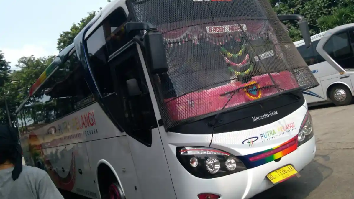 Foto - Naik Bus Jakarta-Aceh Bisa Berhari-hari di Jalanan, Berani Coba?