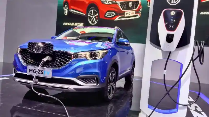 Berita - MG ZS EV Sebatas Perkenalan, Seperti Ini Tampilannya