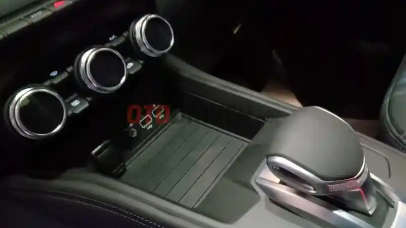 Foto - Ini Detail Renault Zoe, Hatchback Listrik Selera Eropa