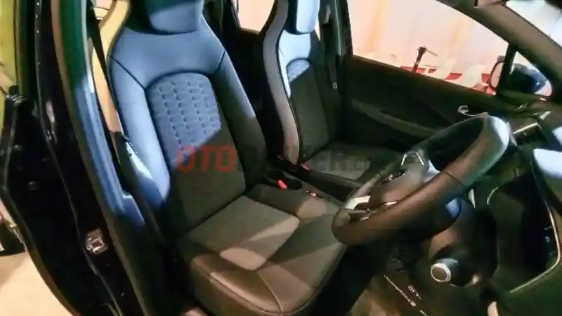 Foto - Ini Detail Renault Zoe, Hatchback Listrik Selera Eropa