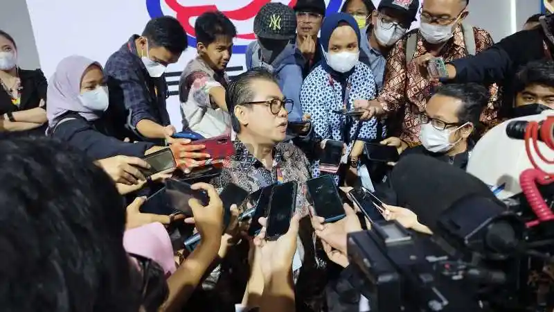 Foto - Kehadiran Esemka Jangan Dihubungkan dengan Politik