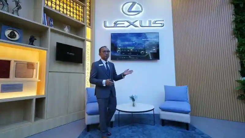 Foto - Intip Spesifikasi Lexus RZ, First Dedicated EV Lexus