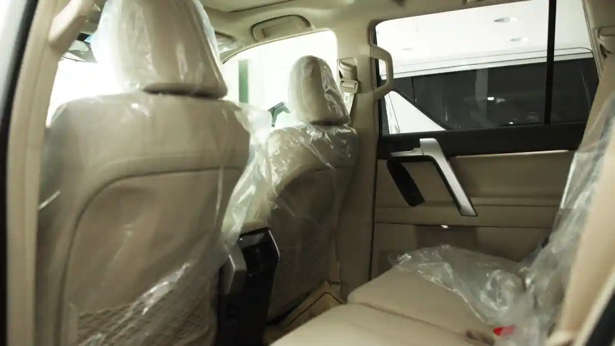 Foto - FIRST DRIVE: Toyota Land Cruiser Prado TXL 2018 Modellista