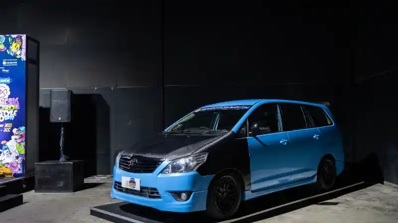 Foto - OLX Autos IMX 2022 Tawarkan Giveaway Subaru Forester dan Kijang Innova