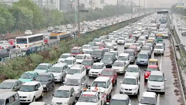 Berita - Murahnya Harga Mobil di India, Renault Kwid Hanya RP 52 Jutaan