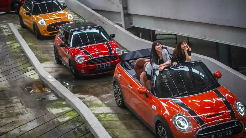 Foto - Komunitas MINI Indonesia Hanya Rayakan Ultah Setiap 4 Tahun Sekali