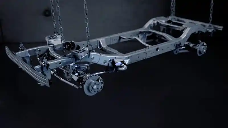 Foto - Ineos Grenadier, Bertampang Mirip Land Rover Defender Lama, Namun Lebih Canggih