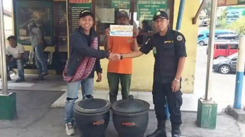 Foto - Innova Community Gelar Kopdar Akbar Sekaligus CSR