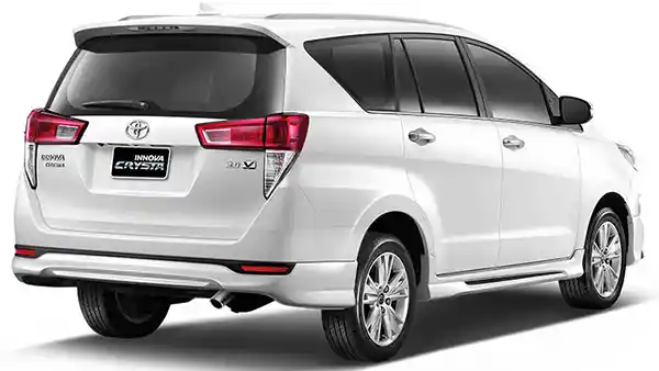 Foto - Toyota All New Kijang Innova Asal Indonesia Rilis di Thailand, Ada Tipe Diesel 2.800 CC