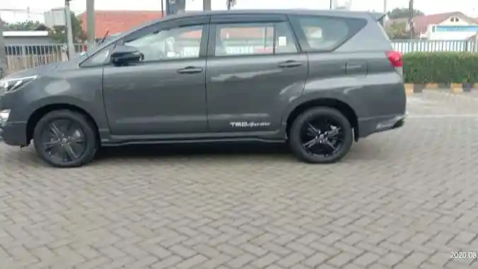Foto - Toyota Innova TRD Bisa Diangsur Mulai Rp 6 Jutaan