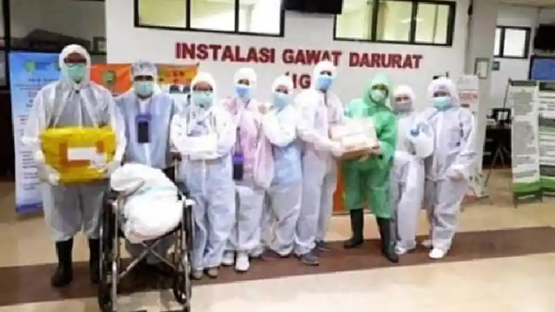 Foto - Aksi Komunitas Innova Cegah Penyebaran Virus ke Daerah