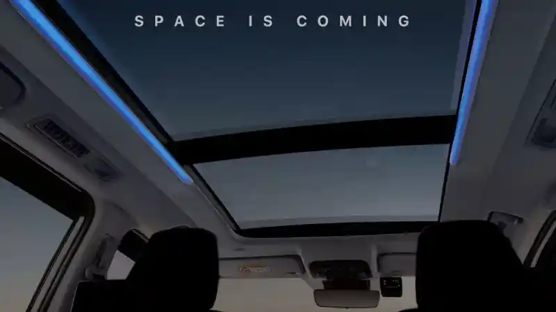 Foto - Detik-Detik Debut Dunia Toyota Kijang Innova Zenix