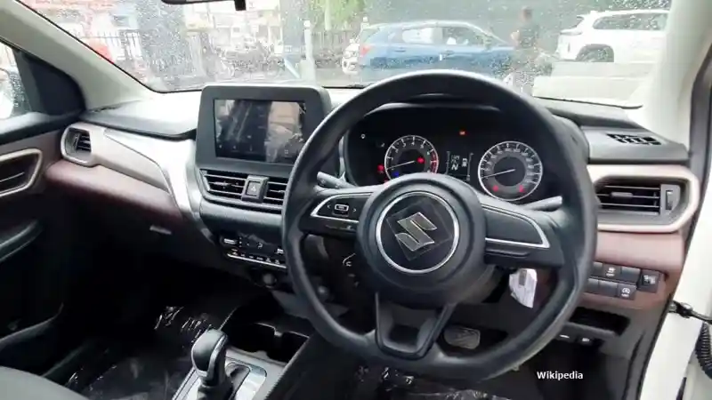 Foto - Suzuki Fronx (Ternyata) Tidak Muncul Di GIIAS 2024