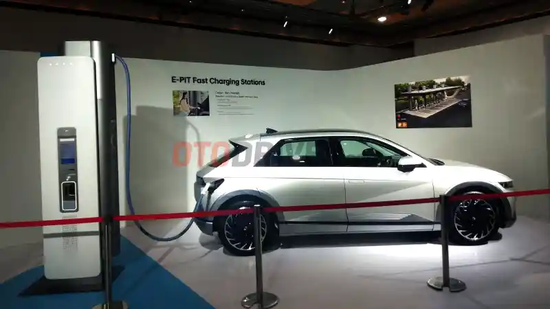 Mobil Listrik - Pengamat: Tren Mobil Listrik Terus Tumbuh dan Harus Dibarengi Banyak Pilihan