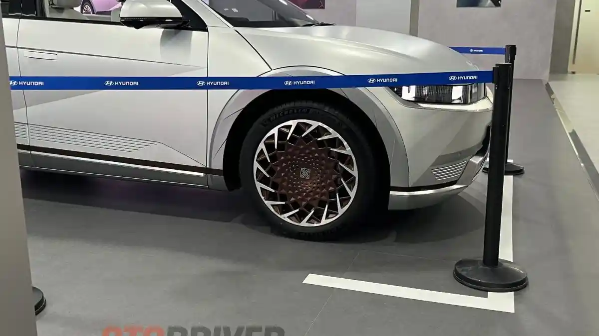 Foto - Hyundai Ioniq 5 Hanya Dijual 50 Unit, Ini Bedanya