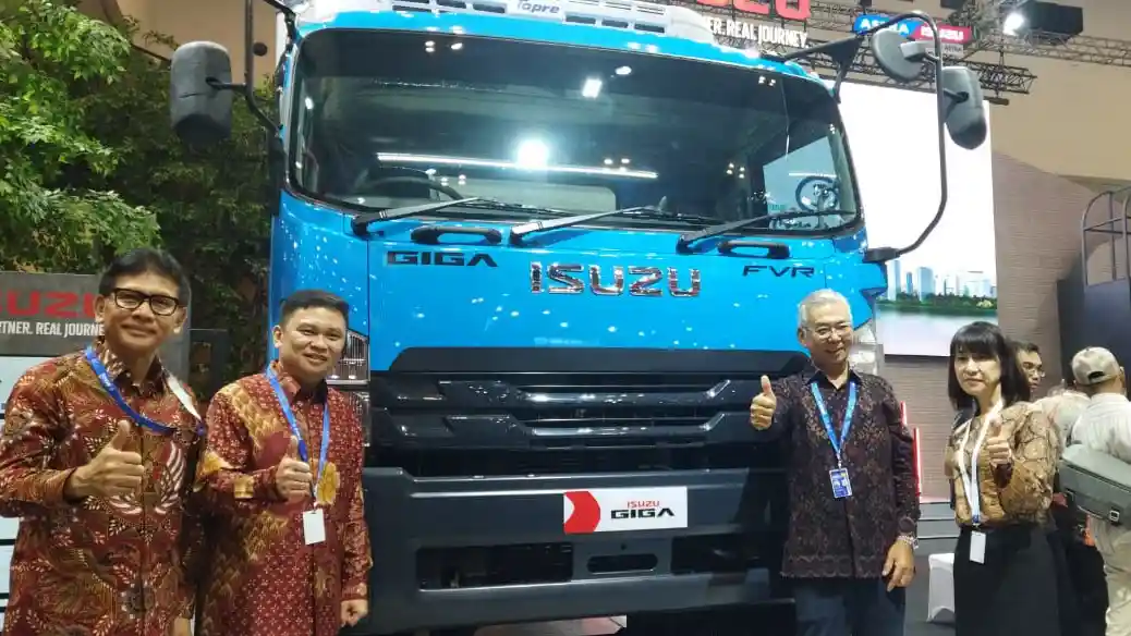 Berita - Isuzu Hadirkan Produk Inovatif dan Ramah Lingkungan di GIIAS 2023