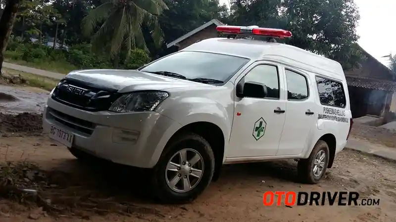 Berita - Isuzu D-Max Kini "Dinas" di Pemerintahan, Penjualan Terdongkrak