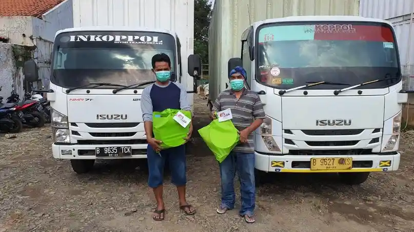 Berita - Rayakan Idul Fitri 1442 H, Isuzu Berbagi Sembako