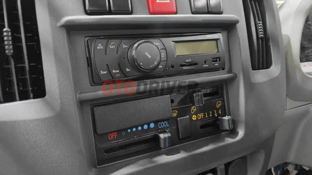 Foto - Isuzu Traga AC Meluncur di GIICOMVEC 2026, Tawarkan Kenyamanan Lebih