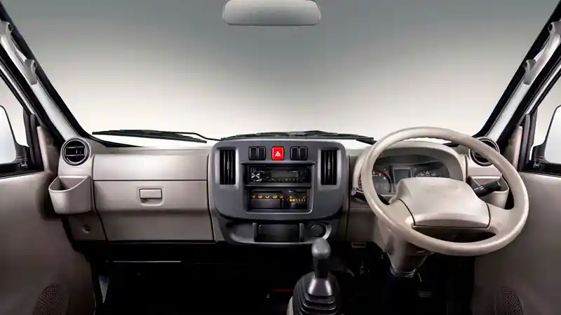 Foto - 7 Fakta yang Harus Anda Ketahui Dari Isuzu Traga