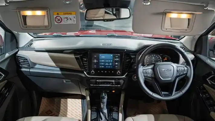 Foto - Isuzu Mu-X Facelift Melenggang Di Thailand