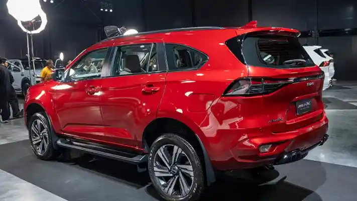 Foto - Isuzu Mu-X Facelift Melenggang Di Thailand