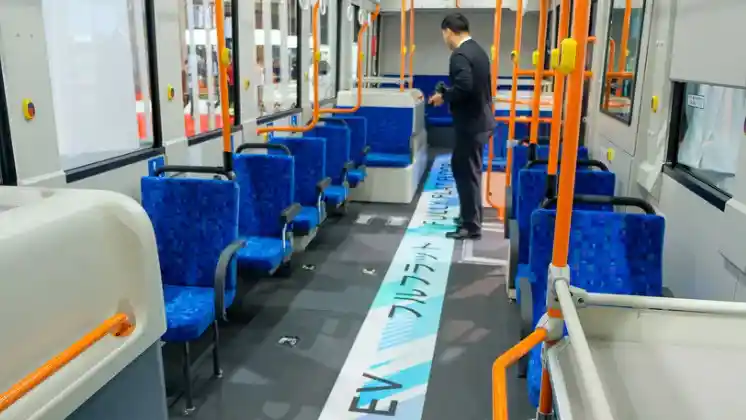 Foto - Isuzu Erga EV Concept, Bus Flat Deck Dengan Torsi 960 Nm