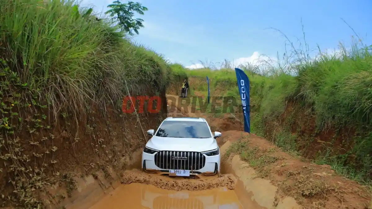 Foto - Mencoba Jaecoo J8 Di Aspal Dan Offroad, Pesaing Baru SUV Bensin Tanah Air
