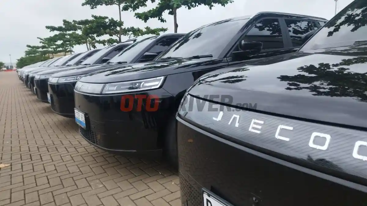 Foto - Genjot Produksi, Jaecoo J5 Dirakit Di Pabrik Mercedes-Benz Bogor