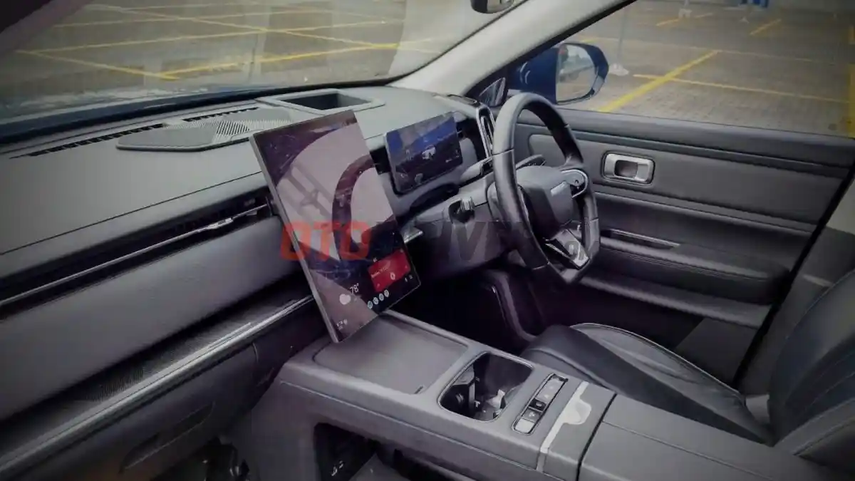 Foto - Holiday In Style 2025, Jaecoo J7 SUV Berdaya Jelajah 1.300 kilometer Dengan Harga Di Bawah 500 Juta