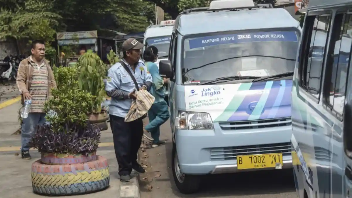 Berita - Makin Terintegrasi, Kini Pembayaran Tarif Jaklingko-MRT 'Satu Tiket' 