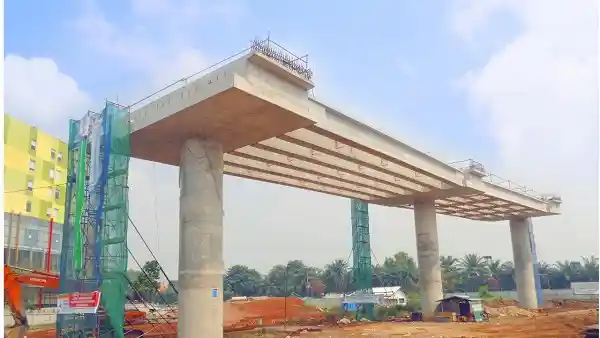 Berita - Jalan Tol Kunciran - Cengkareng Terhambat Karena Hal Ini