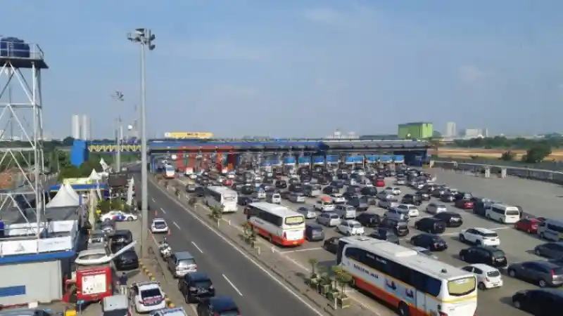 Berita - Waspadai Tanggal 5-9 April, Tol TransJawa Diduga Akan Sangat Padat 