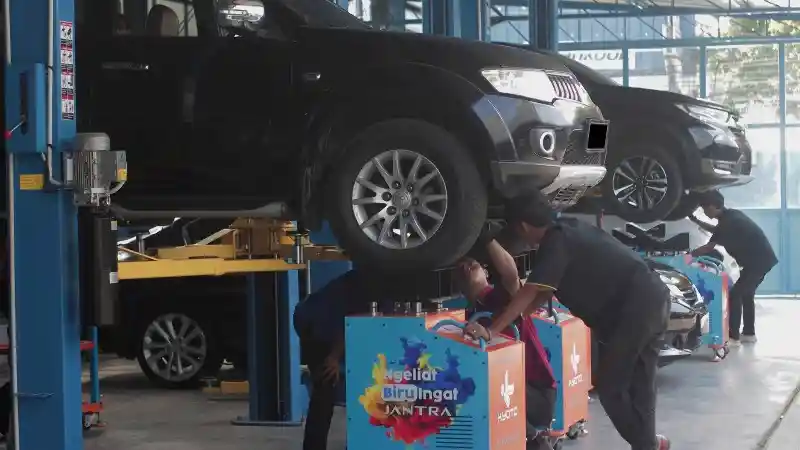 Foto - Setelah Digunakan Mudik, Bagian Kaki-Kaki Mobil Kerap Rusak