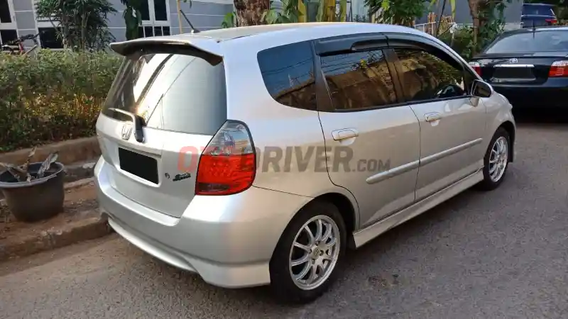 Foto - Panduan Membeli Honda Jazz Generasi Pertama