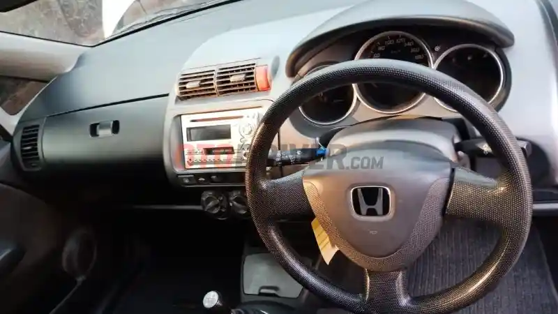 Foto - Panduan Membeli Honda Jazz Generasi Pertama