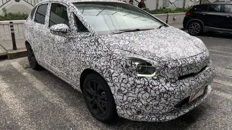 Foto - Terkaan Wujud Jazz Generasi Keempat Beredar, Meluncur Oktober