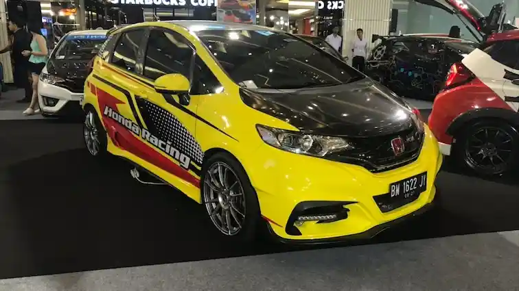 Foto - Honda Jazz dan Brio Ini Dinobatkan Sebagai Raja